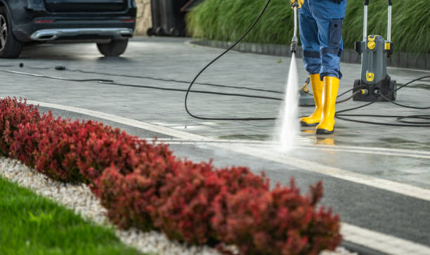 Best Deck Pressure Washing  in Mary Esther, FL